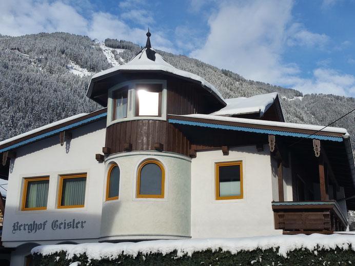 Berghof Geisler Aparthotel Finkenberg Exterior photo